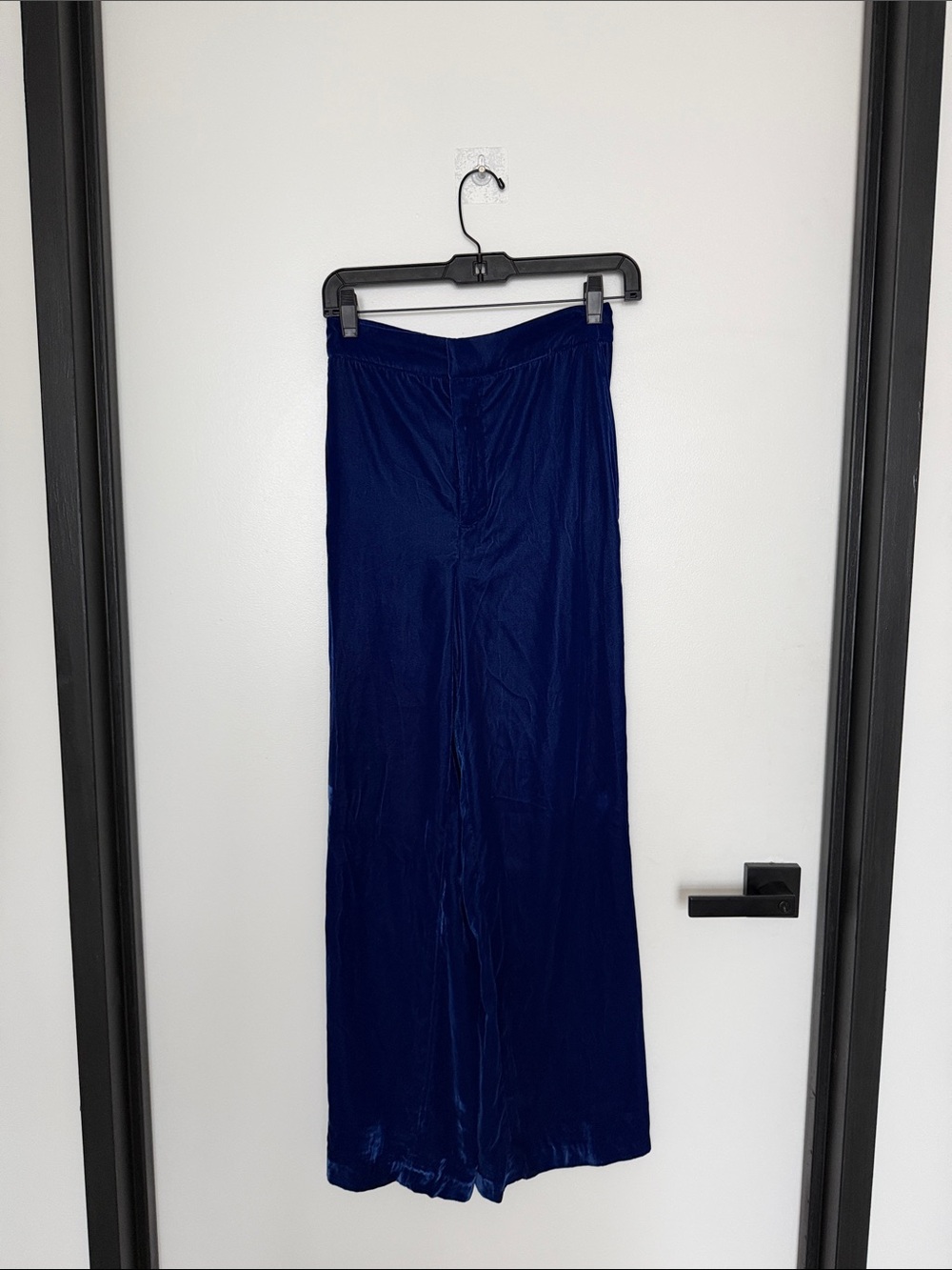 Zara Deep Navy Blue Wide-Leg Velvet Pants